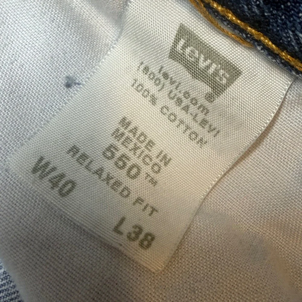VTG Levis 550 Relaxed Fit Mens 40x38 Light Wash High Rise Tapered Leg Jeans